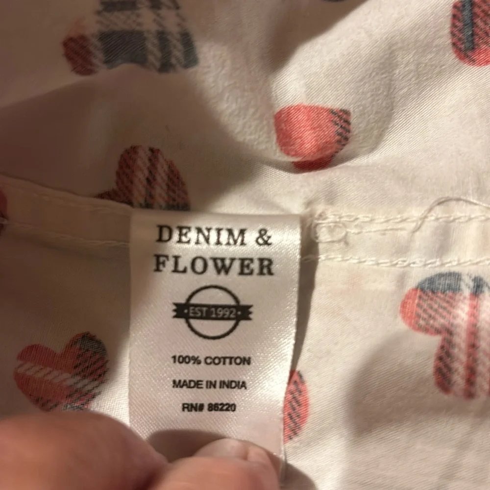 Denim & Flower White Cotton  Shirt with Red and Black Heart Design Medium